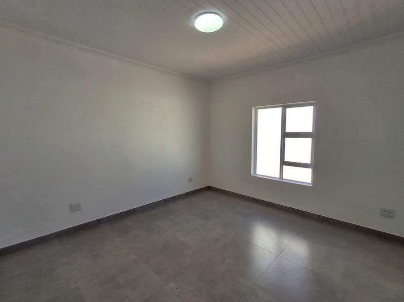 3 Bedroom Property for Sale in Golden Mile Western Cape